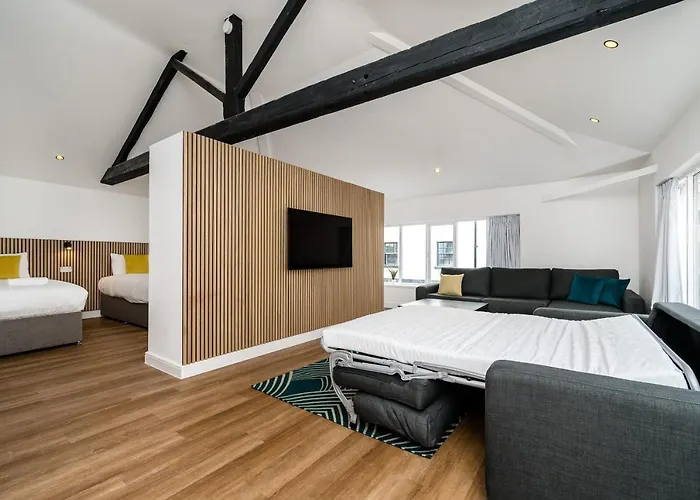 Host & Stay - Wood Street Nightlife Apartment