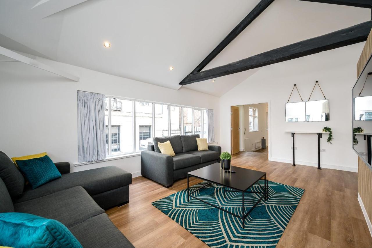 Host & - Wood Street Nightlife Apartment *
